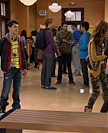 Shake_It_Up_S01E01_1080p_BTD_000861.jpg