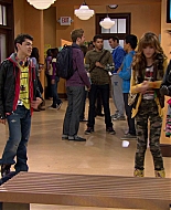 Shake_It_Up_S01E01_1080p_BTD_000862.jpg
