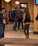 Shake_It_Up_S01E01_1080p_BTD_000864.jpg