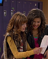 Shake_It_Up_S01E01_1080p_BTD_000881.jpg