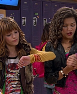Shake_It_Up_S01E01_1080p_BTD_000927.jpg