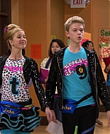 Shake_It_Up_S01E01_1080p_BTD_000941.jpg
