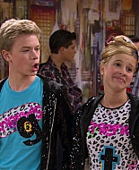 Shake_It_Up_S01E01_1080p_BTD_001015.jpg