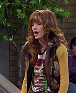 Shake_It_Up_S01E01_1080p_BTD_001156.jpg