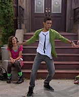 Shake_It_Up_S01E01_1080p_BTD_001209.jpg