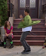 Shake_It_Up_S01E01_1080p_BTD_001210.jpg