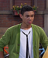 Shake_It_Up_S01E01_1080p_BTD_001297.jpg