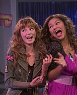 Shake_It_Up_S01E01_1080p_BTD_001454.jpg