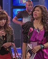 Shake_It_Up_S01E01_1080p_BTD_001515.jpg