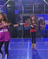 Shake_It_Up_S01E01_1080p_BTD_002070.jpg