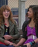 Shake_It_Up_S01E01_1080p_BTD_002320.jpg