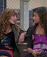 Shake_It_Up_S01E01_1080p_BTD_002344.jpg