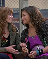 Shake_It_Up_S01E01_1080p_BTD_002348.jpg