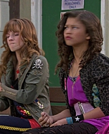 Shake_It_Up_S01E01_1080p_BTD_002369.jpg