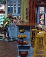 Shake_It_Up_S01E01_1080p_BTD_002402.jpg