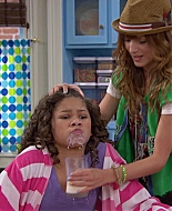 Shake_It_Up_S01E01_1080p_BTD_002512.jpg