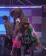 Shake_It_Up_S01E01_1080p_BTD_002627.jpg