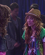 Shake_It_Up_S01E01_1080p_BTD_002635.jpg