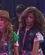Shake_It_Up_S01E01_1080p_BTD_002642.jpg