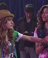 Shake_It_Up_S01E01_1080p_BTD_002645.jpg