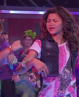 Shake_It_Up_S01E01_1080p_BTD_002689.jpg