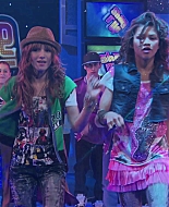 Shake_It_Up_S01E01_1080p_BTD_002756.jpg