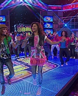 Shake_It_Up_S01E01_1080p_BTD_002779.jpg