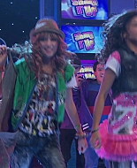 Shake_It_Up_S01E01_1080p_BTD_002788.jpg