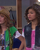 Shake_It_Up_S01E01_1080p_BTD_002913.jpg