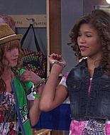 Shake_It_Up_S01E01_1080p_BTD_002927.jpg