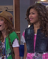 Shake_It_Up_S01E01_1080p_BTD_002943.jpg