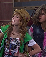 Shake_It_Up_S01E01_1080p_BTD_002977.jpg
