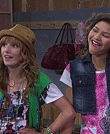 Shake_It_Up_S01E01_1080p_BTD_002986.jpg