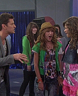 Shake_It_Up_S01E01_1080p_BTD_002998.jpg