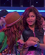 Shake_It_Up_S01E01_1080p_BTD_003066.jpg