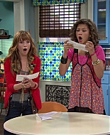 Shake_It_Up_S01E01_1080p_BTD_003153.jpg