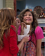 Shake_It_Up_S01E01_1080p_BTD_003170.jpg