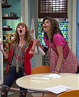 Shake_It_Up_S01E01_1080p_BTD_003174.jpg