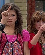 Shake_It_Up_S01E01_1080p_BTD_003196.jpg