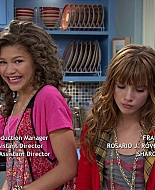 Shake_It_Up_S01E01_1080p_BTD_003216.jpg