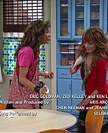 Shake_It_Up_S01E01_1080p_BTD_003225.jpg