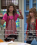 Shake_It_Up_S01E01_1080p_BTD_003251.jpg