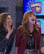 Shake_It_Up_S01E02_1080p_BTD_000173.jpg