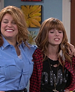Shake_It_Up_S01E02_1080p_BTD_000675.jpg