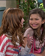 Shake_It_Up_S01E02_1080p_BTD_000851.jpg