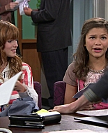 Shake_It_Up_S01E02_1080p_BTD_000869.jpg