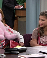 Shake_It_Up_S01E02_1080p_BTD_000960.jpg