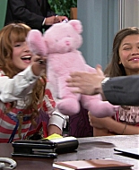 Shake_It_Up_S01E02_1080p_BTD_000961.jpg