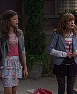Shake_It_Up_S01E02_1080p_BTD_001071.jpg
