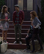 Shake_It_Up_S01E02_1080p_BTD_001125.jpg